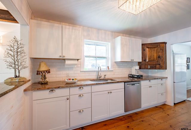 264 Hideaway Ln Central, Hideaway, TX 75771