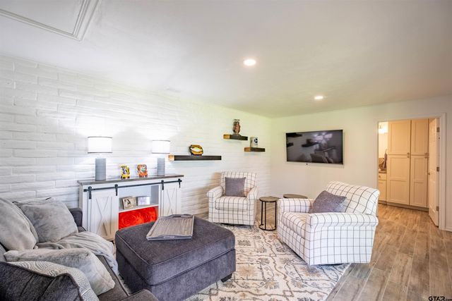 264 Hideaway Ln Central, Hideaway, TX 75771