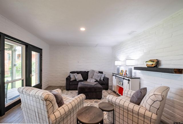 264 Hideaway Ln Central, Hideaway, TX 75771