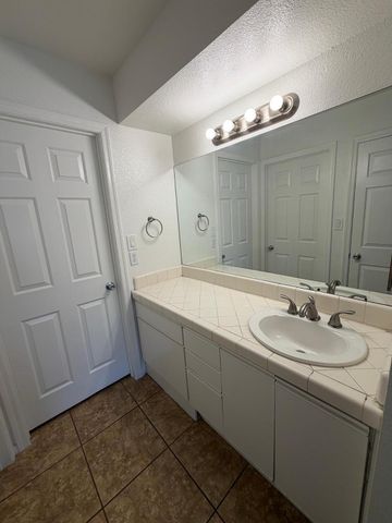 7835 E Glenrosa Avenue Apt 2, Scottsdale, AZ 85251