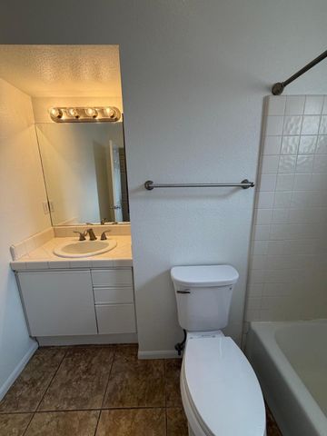 7835 E Glenrosa Avenue Apt 2, Scottsdale, AZ 85251