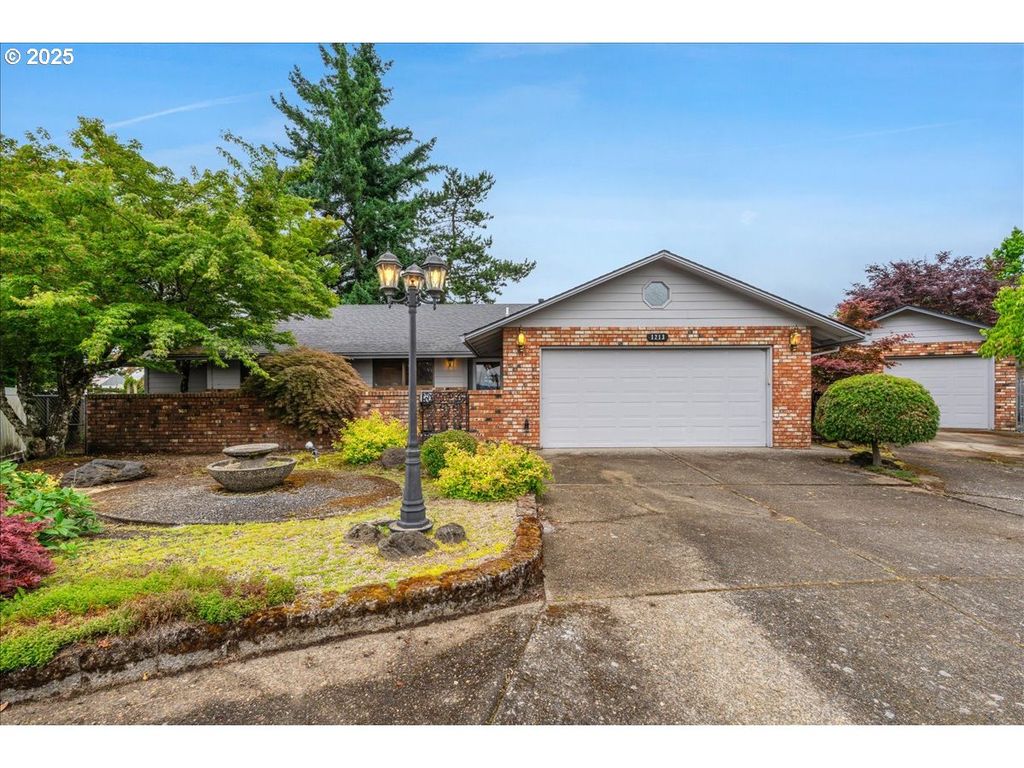 1213 Ne 29TH St, Gresham, OR 97030