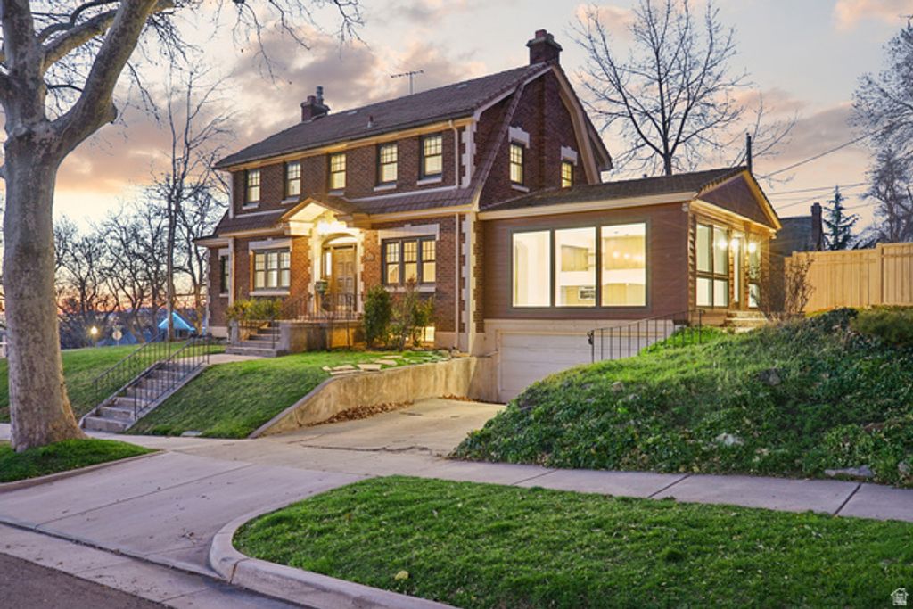 Image 2 of property listing at 1305 E LAIRD AVE, Salt Lake City, UT 84105