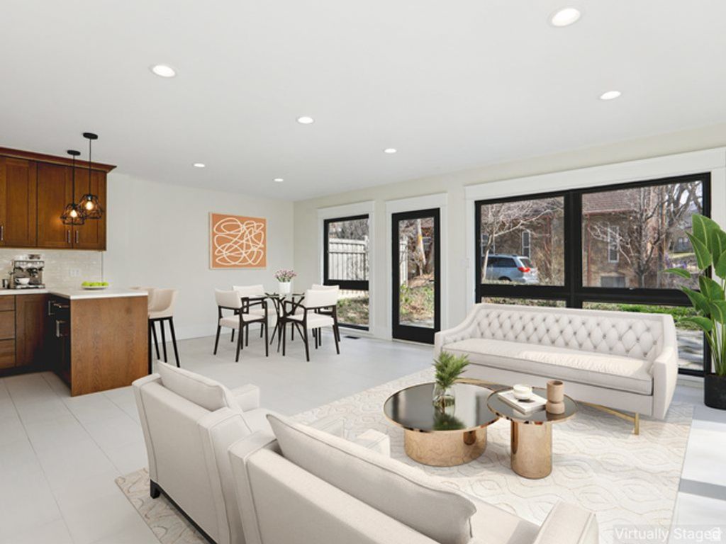 Image 15 of property listing at 1305 E LAIRD AVE, Salt Lake City, UT 84105