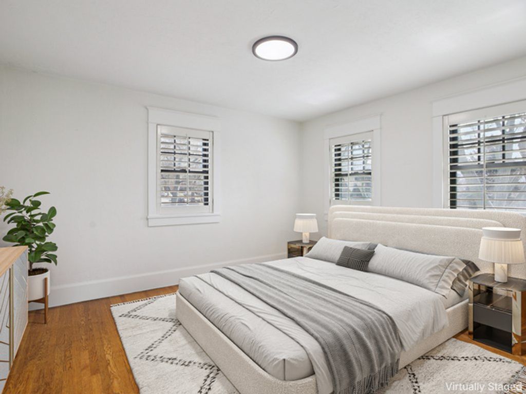 Image 25 of property listing at 1305 E LAIRD AVE, Salt Lake City, UT 84105