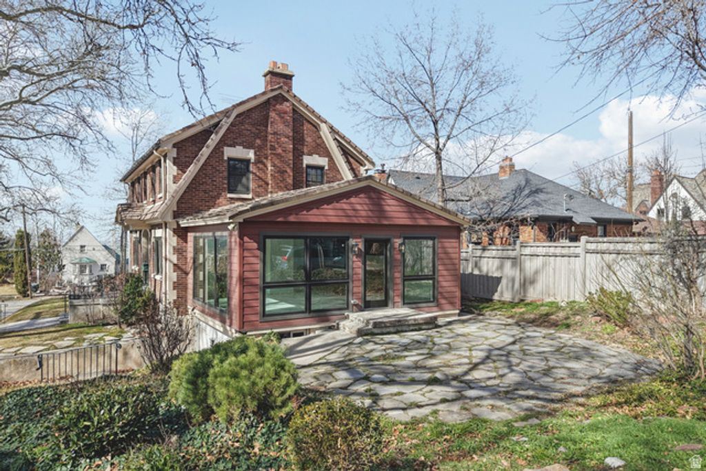 Image 37 of property listing at 1305 E LAIRD AVE, Salt Lake City, UT 84105