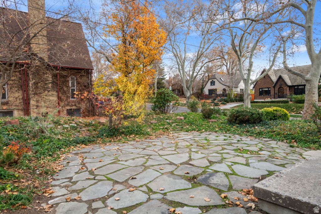 Image 38 of property listing at 1305 E LAIRD AVE, Salt Lake City, UT 84105