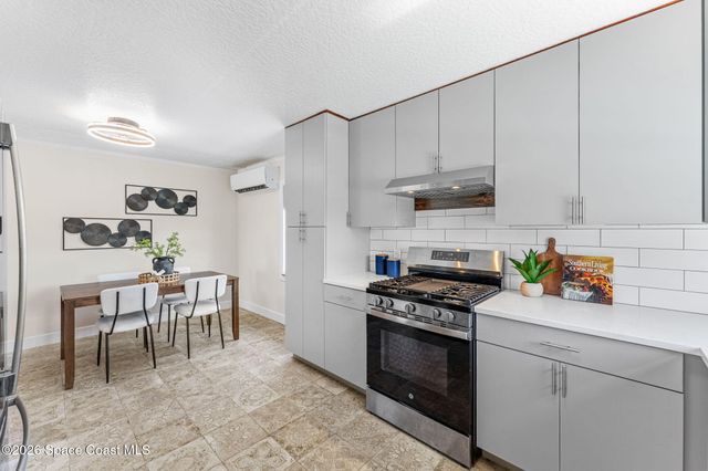 632 Teak Drive, Melbourne, FL 32935
