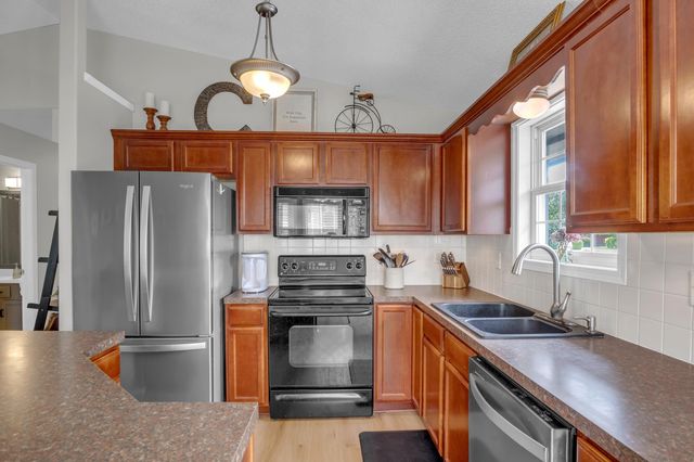 1603 E Cedar Tree St, Park City, KS 67219