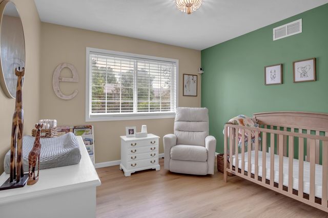 1603 E Cedar Tree St, Park City, KS 67219