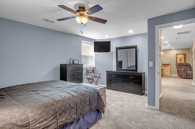1603 E Cedar Tree St, Park City, KS 67219