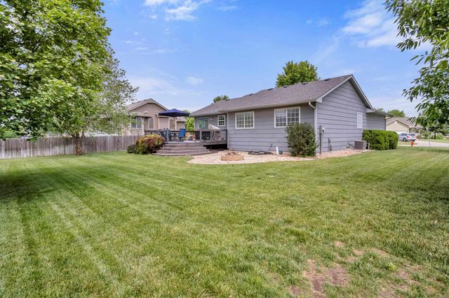 1603 E Cedar Tree St, Park City, KS 67219