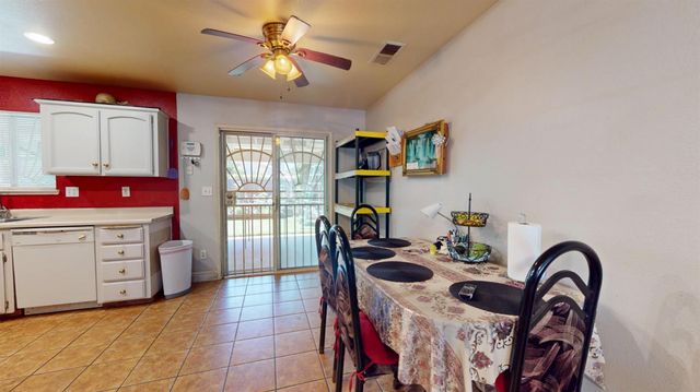 13745 E Bulah Avenue, Parlier, CA 93648