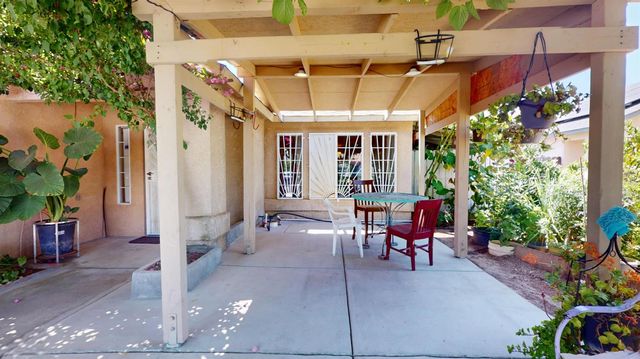 13745 E Bulah Avenue, Parlier, CA 93648