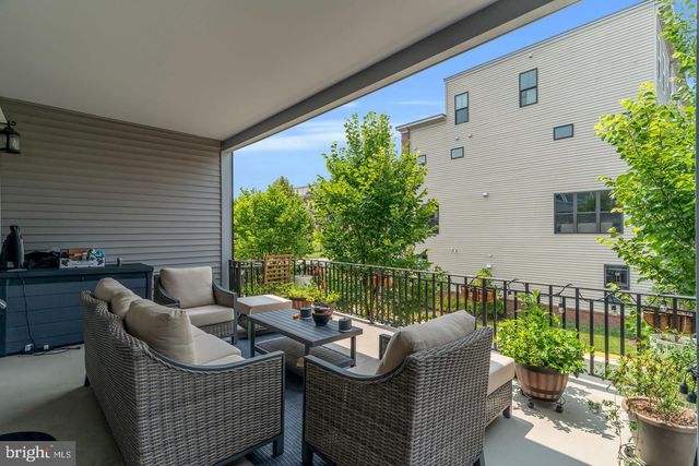 42322 SILLAS SQ, Brambleton, VA 20148