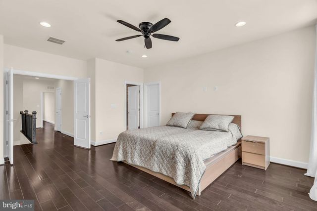 42322 SILLAS SQ, Brambleton, VA 20148