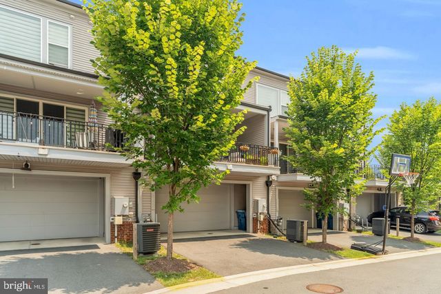 42322 SILLAS SQ, Brambleton, VA 20148