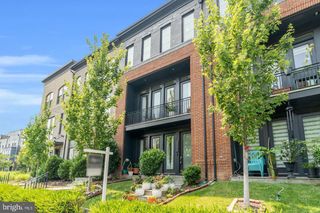42322 SILLAS SQ, Brambleton, VA 20148