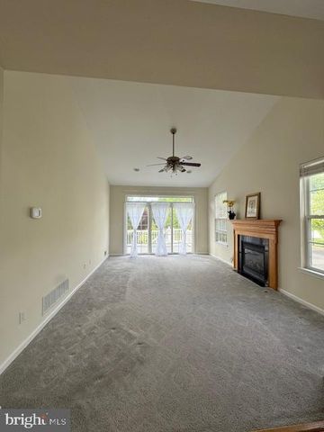 1 CARDIFF CT, West Windsor, NJ 08550