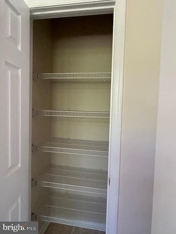 1 CARDIFF CT, West Windsor, NJ 08550