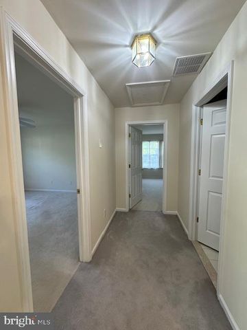 1 CARDIFF CT, West Windsor, NJ 08550