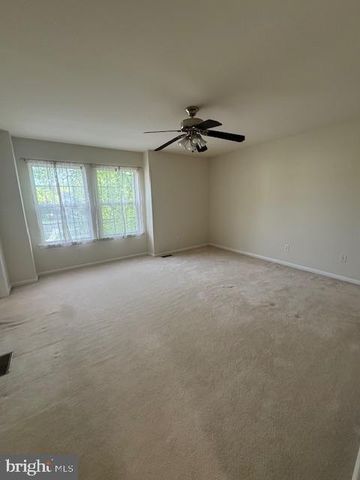 1 CARDIFF CT, West Windsor, NJ 08550
