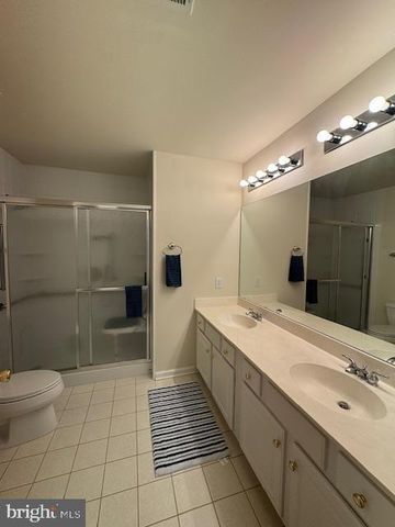 1 CARDIFF CT, West Windsor, NJ 08550