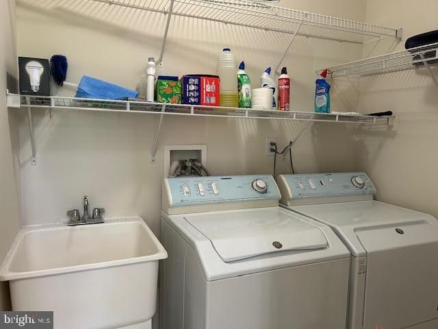 1 CARDIFF CT, West Windsor, NJ 08550