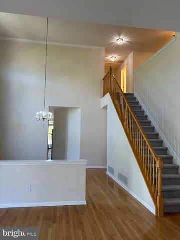 1 CARDIFF CT, West Windsor, NJ 08550