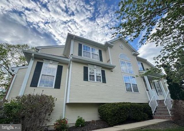 1 CARDIFF CT, West Windsor, NJ 08550