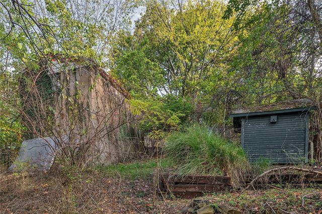 2040 Laketon Rd, Wilkinsburg, PA 15221