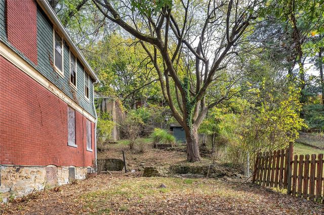 2040 Laketon Rd, Wilkinsburg, PA 15221