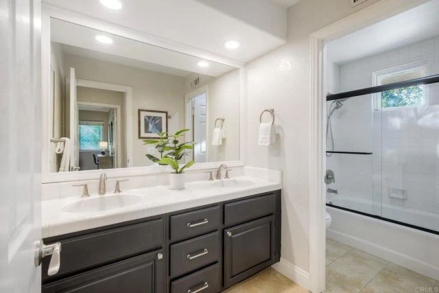 1850 Downs Street, Oceanside, CA 92054