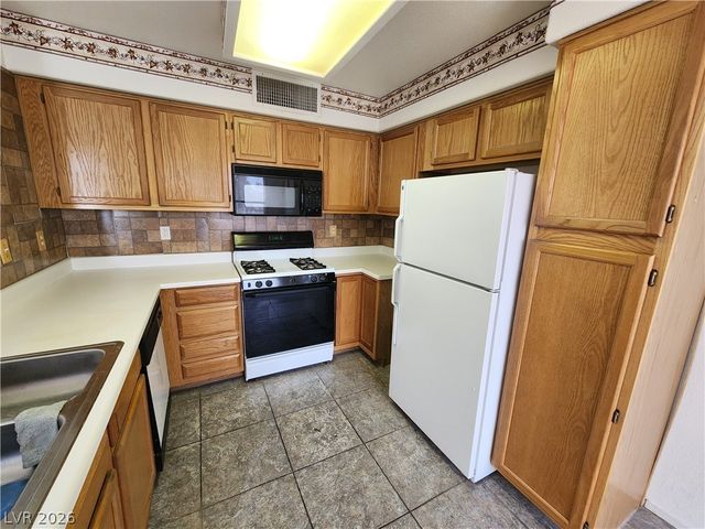 3425 East Russell Road 249, Las Vegas, NV 89120