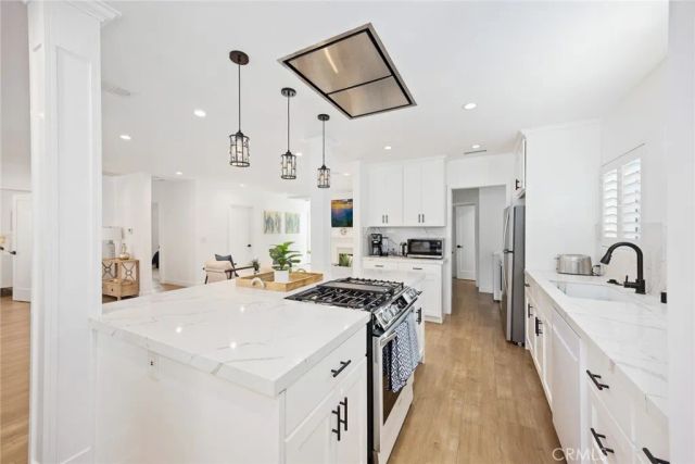 78 E Highland Avenue, Sierra Madre, CA 91024
