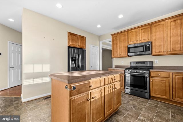 10 FIONA WAY, Brunswick, MD 21758