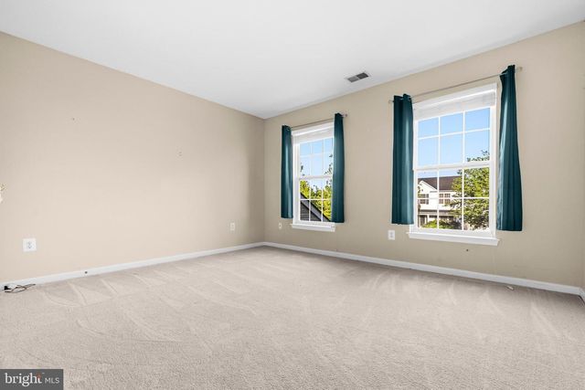 10 FIONA WAY, Brunswick, MD 21758