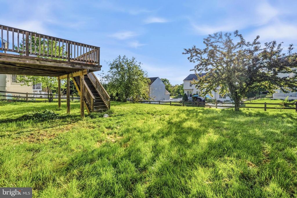 Image 40 of property listing at 10 FIONA WAY, Brunswick, MD 21758