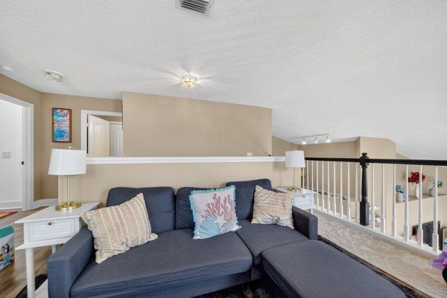 1686 SW Harbour Isles Circle, Port St. Lucie, Port St Lucie, FL 34986