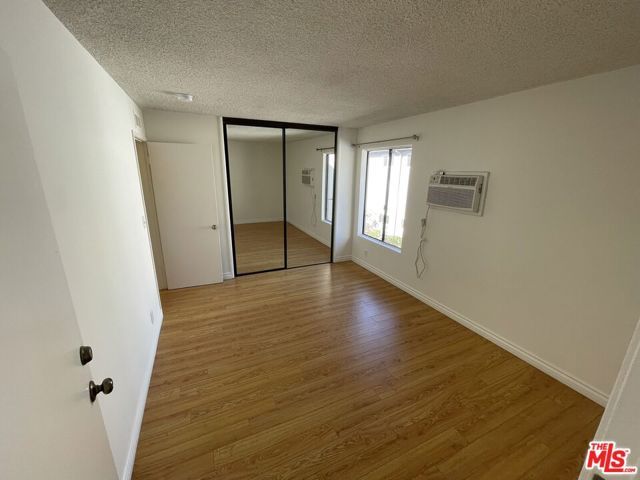 1252 Barry Avenue 6, Los Angeles, CA 90025