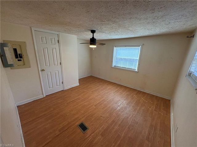 329 Graystone Road, Mount Airy, NC 27030