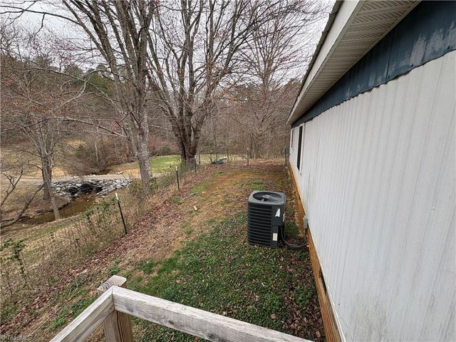 329 Graystone Road, Mount Airy, NC 27030