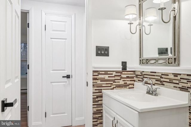 194 GIBBONS CT, Atco, NJ 08004