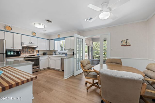 1311 Pelican Drive, New Bern, NC 28560