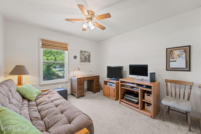 1311 Pelican Drive, New Bern, NC 28560