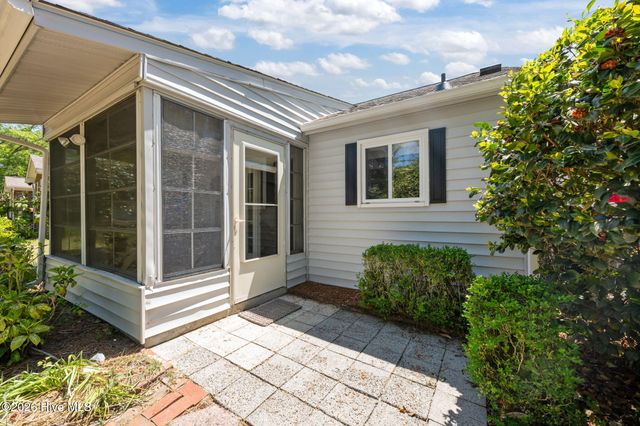 1311 Pelican Drive, New Bern, NC 28560