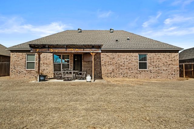 1225 Bird Song Drive, Conway, AR 72032