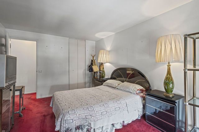 4343 N Clarendon Avenue 1715, Chicago, IL 60613