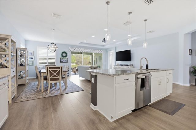 261 OLD MOSS CIRCLE, Deland, FL 32724