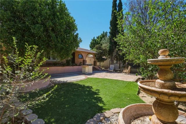 15221 Nurmi Street, Sylmar, CA 91342